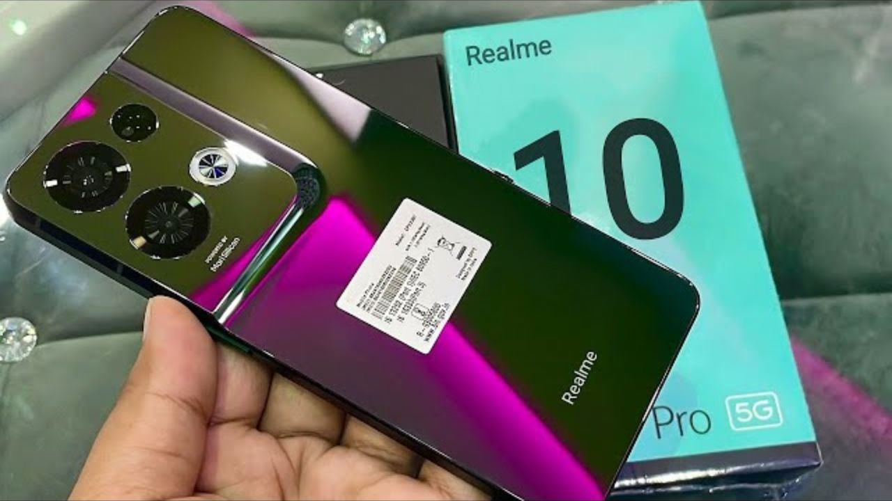 Iphone की गिल्ली उड़ाने आया Realme का चार्मिंग लुक स्मार्टफोन चकाचक कैमरा क्वालिटी और भक्कम फीचर्स के साथ कीमत इतनी