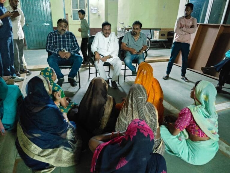 Harda News: फटाखा फैक्ट्री ब्लास्ट के पिड़ितों से मिले विधायक डॉ. दोगने