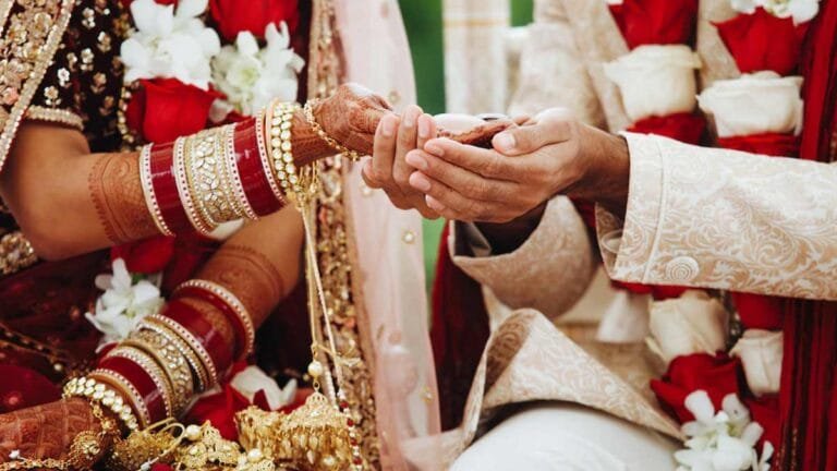 दुनिया की सबसे महँगी शादी! पिता ने अपनी बेटे की शादी में कर दिए 6600 करोड़ रूपये खर्च कपड़ो की कीमत सुनते ही उड़ जायेगे होश