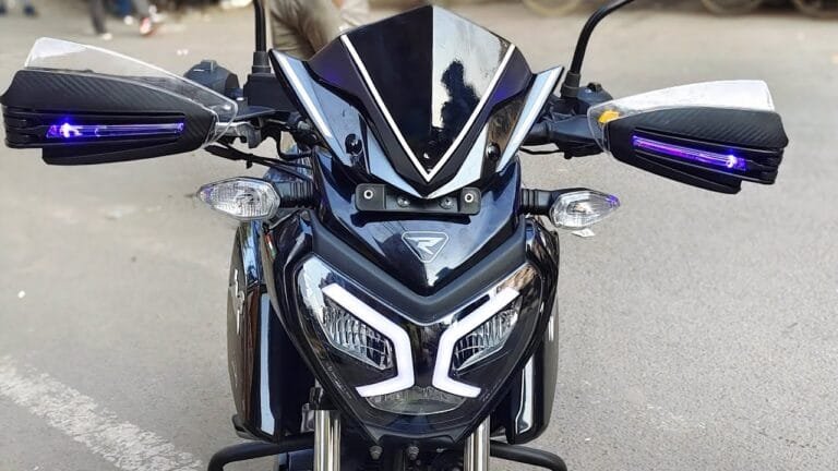 Pulsar का झीनताता चिताचिता करने आ रही Tvs की बूल पॉवर बाइक डैशिंग लुक और बाहुबली इंजन देखे कीमत
