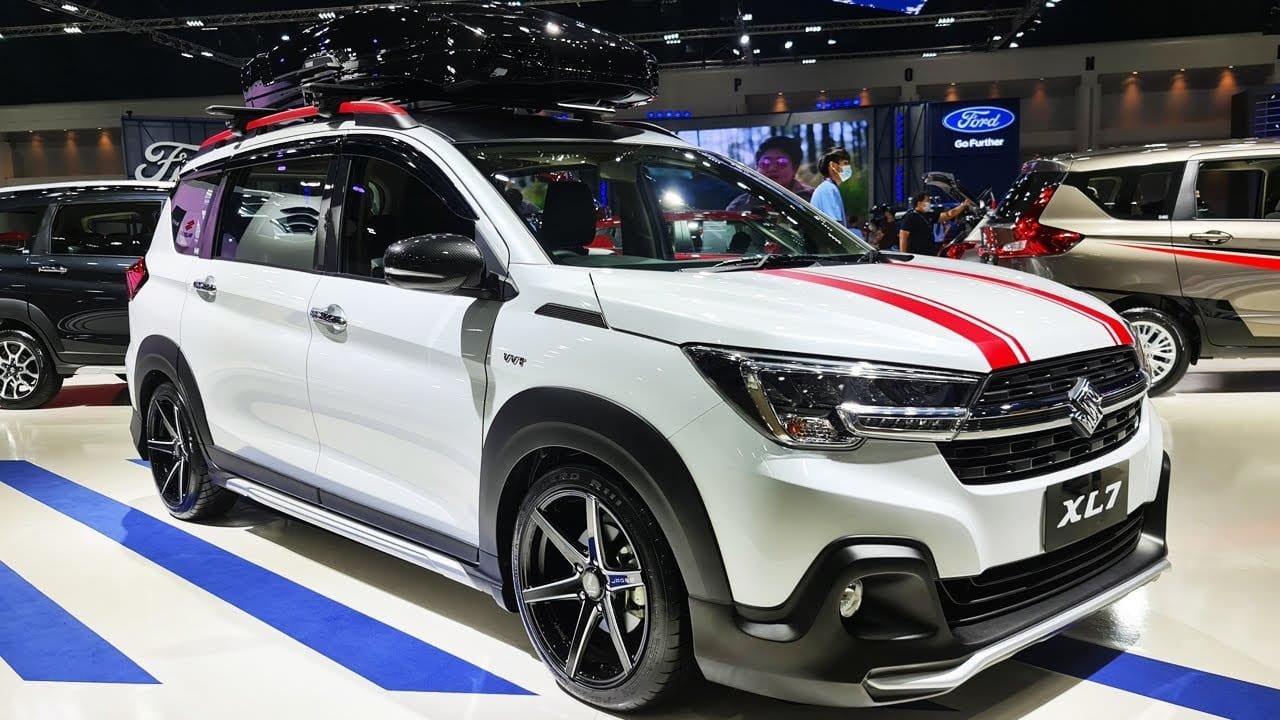 28kmpl के माइलेज से अपनी जुड़वाँ बहन का मार्केट गिराएगी Maruti की 7 सीटर कार किफायती कीमत देखे फीचर्स
