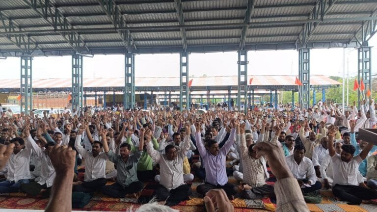 Harda: मूंग की मात्रा में बढ़ोत्तरी को लेकर आंदोलन भारतीय किसान संघ का जारी संपूर्ण जिले के कार्यक्रम में कार्यकर्ता हुऐ शामिल सरकार को जमकर कोसा
